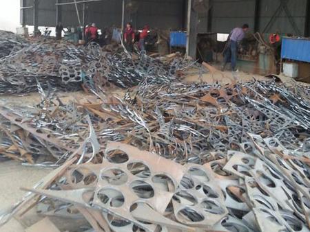 规模大的铸造废钢提供商,当选泰鑫钢管mdash;—出售铸造废钢厂家